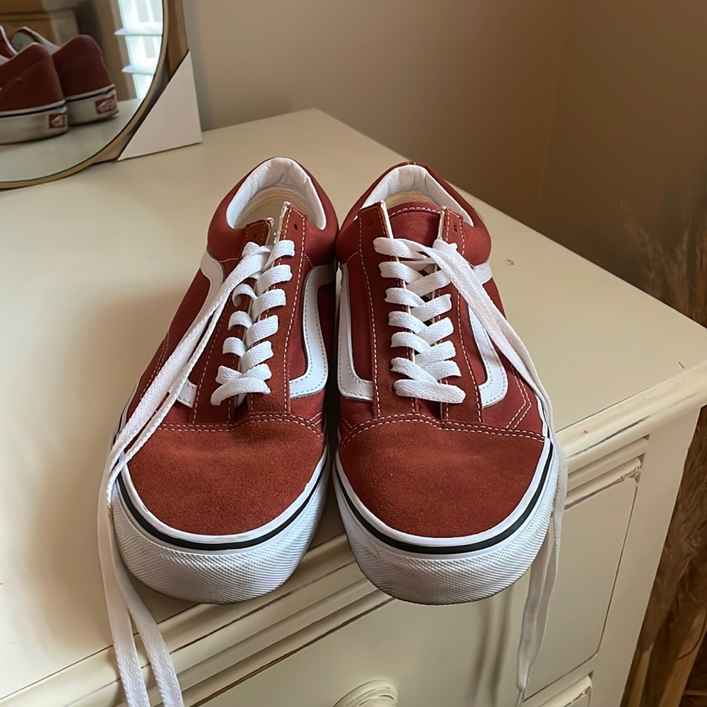Women’s Vans Size 9.5 (Men’s 8)
